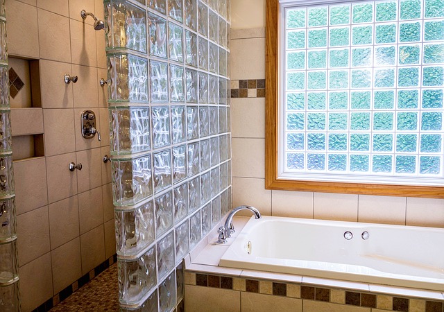 Duchas de vidrio para baños pequeños - Devitro Europa